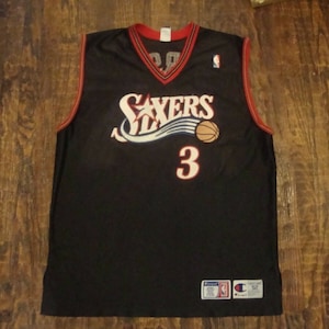 【希少】ヴィンテージNBA 76ers IVERSON アレン・アイバーソン 未使用】NBA 76ers ぎょうぎょうしく IVERSON アレン
