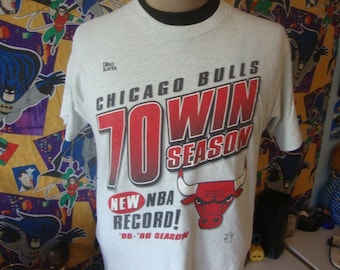 Vintage 90's Chicago Bulls Champions 1996 NBA Finals Basketball T