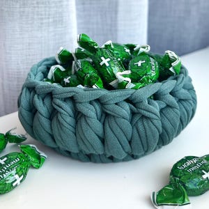 Small Crochet basket Gift Storage for bathroom key holder Storage basket Cotton ball pads holder Home Organising multi purpose organizer