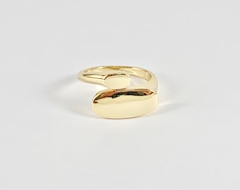 Flat Oval Bypass Adjustable Ring in 18K Gold plated Copper