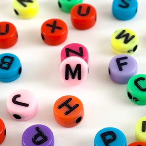 Mixed Colors Acrylic Coin Spacer Beads with Black Initial Letters (Mixed Letters)