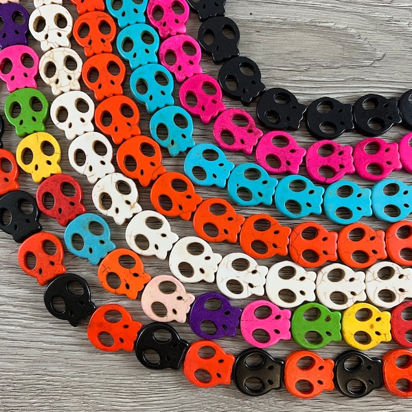 13x15mm Flat Skull Howlite Halloween Beads Approx 15"