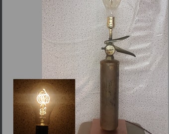 Table lamp