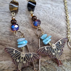 Luna Moth Glasses Chain | Labradorite & Glass Pearl | Lightweight Eyeglass Chain | Gifts for her | Gold and Silver image 8