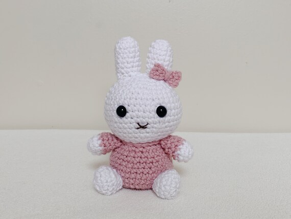 cakey stuffed animal gabby's dollhouse