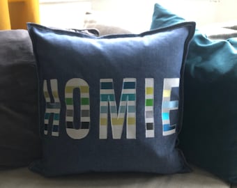 HOMIE - Grand coussin en chambray appliqué 50 x 50 cm