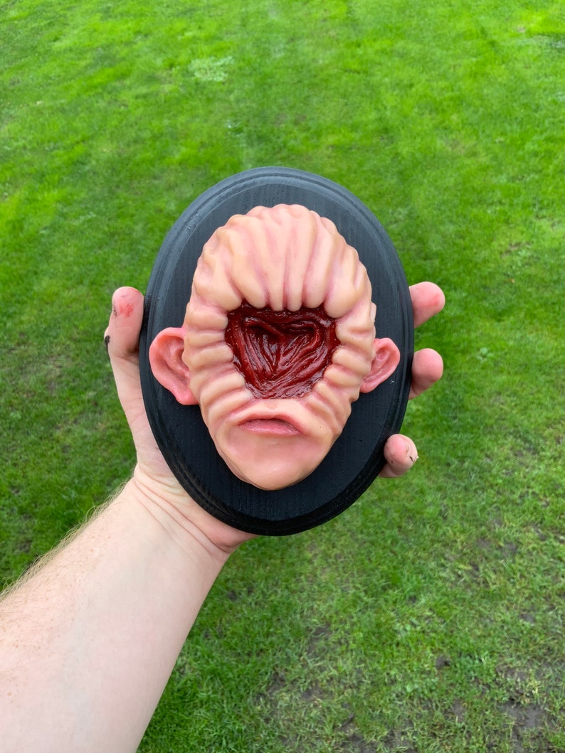LOVE HURTS