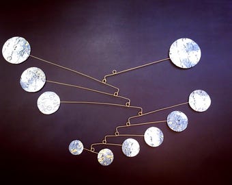 Mobile artistique à suspendre fait main Tanka pour la décoration et la méditation