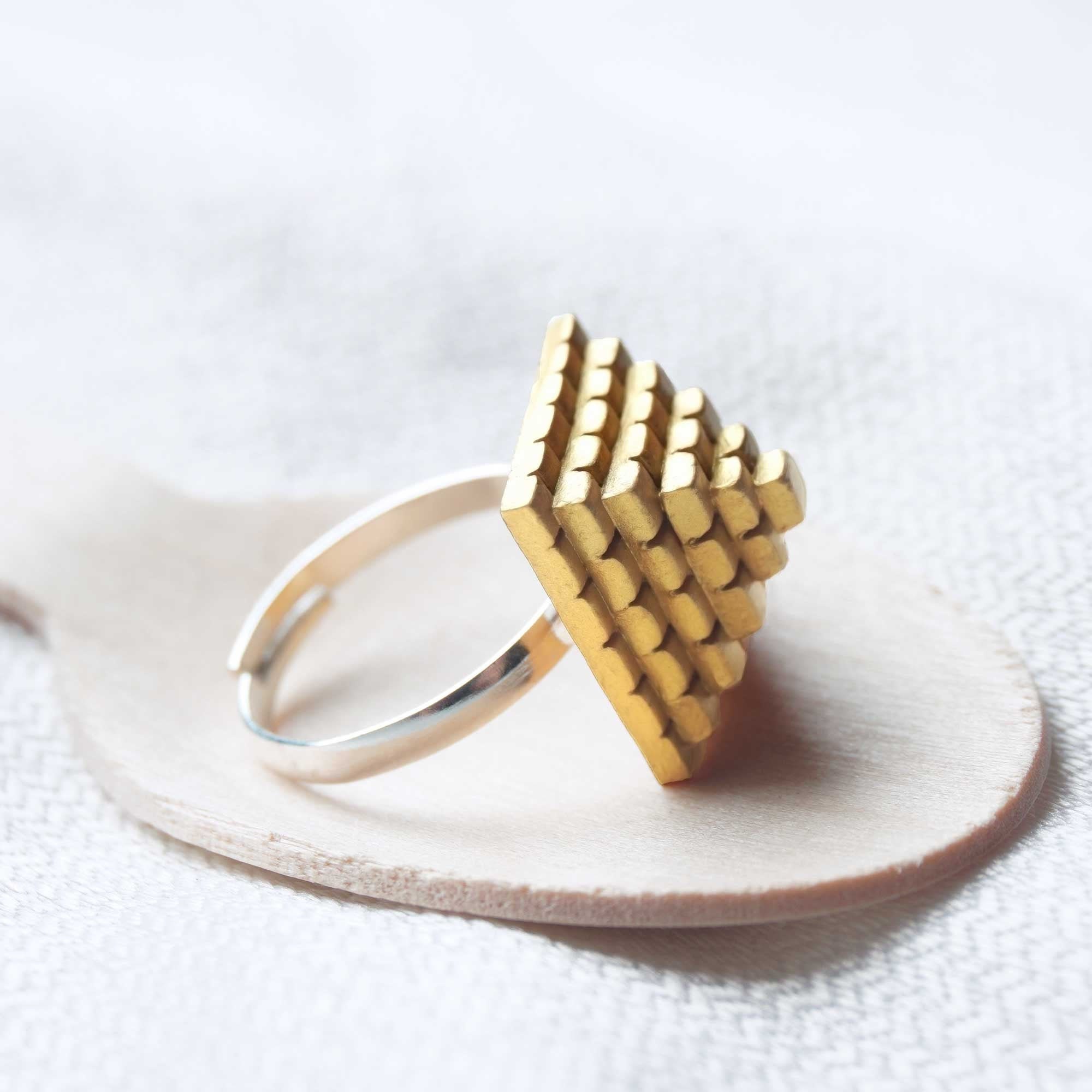 Amazon.com: 14K Solid Gold Pyramid Ring - Spike Stacking Minimalist Dainty  Ring - Real Gold Ring Jewelry (7 US): Clothing, Shoes & Jewelry