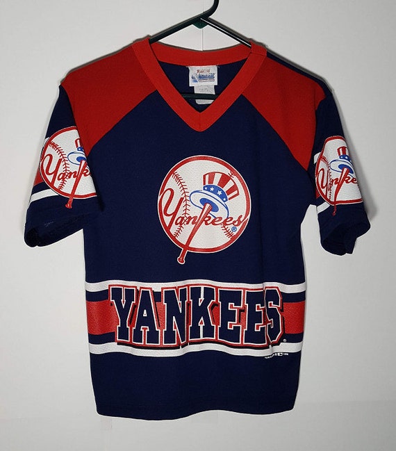 youth yankees shirt