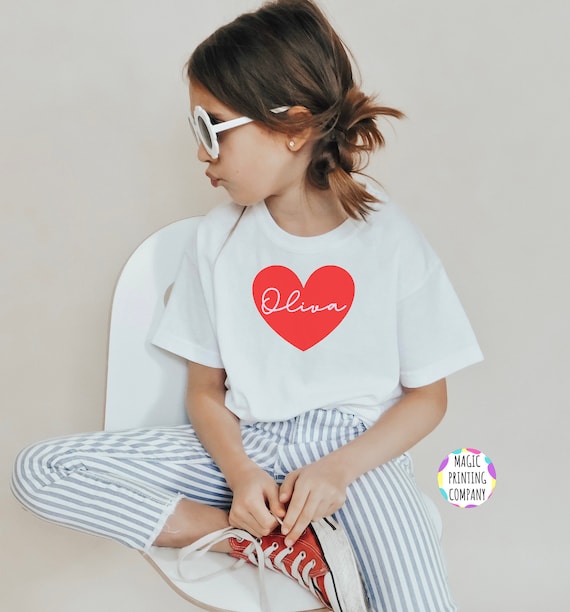 T shirt de Saint Valentin pour enfant Tenue de Saint Valentin personnalisee avec c ur Cadeau de Saint Valentin pour filles Nom personnalise Cadeau