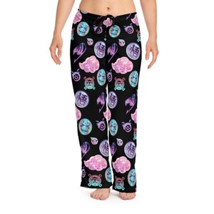 Aot pajamas shop