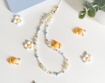 Duck Daisy Phone Strap/Duck Daisy Flower Phone Charm/Beaded Phone Accessories/Pearl Beaded Phone Decor