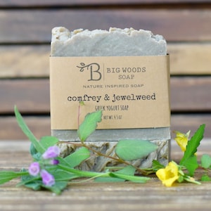Comfrey & Jewelweed Apothecary Soap