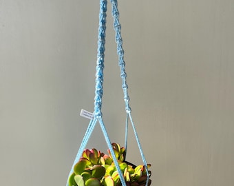 Makramee Blumenampel aus recyceltem Kletterseil HELLBLAU
