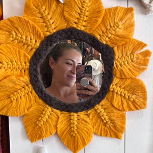 Solrosmakraméspegel | Boho-spegel