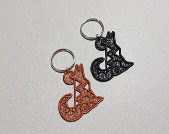 Embroidered Howling Coyote Keychain: Southwest Lace Key Ring
