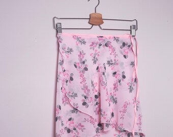 Falda cruzada de gasa rosa con estampado floral para ballet – Ropa para ensayos de clases de baile