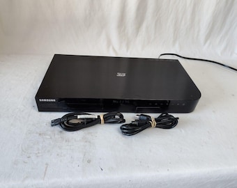 Lettore Blu-ray 3D smart Samsung HT-J5500W, senza telecomando, testato e funzionante.