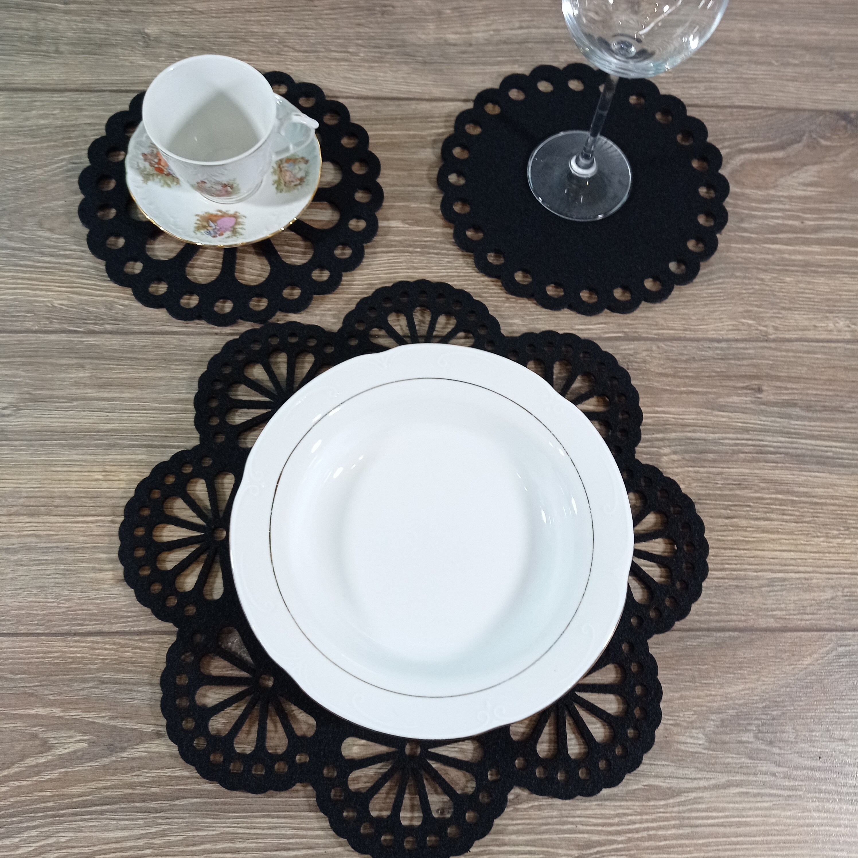 Black Felt Coaster, round coasters, Felt home decor , felt coasters circle shape , four elements,Four felt coasters