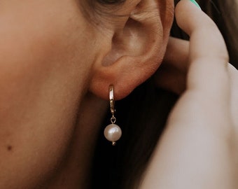 Real Freshwater Pearl Earrings, Classy Genuine Pearl Jewelry, Pearl Hoops, Classic Timeless Hoop Earrings, Gifts for Her, Wedding Earrings