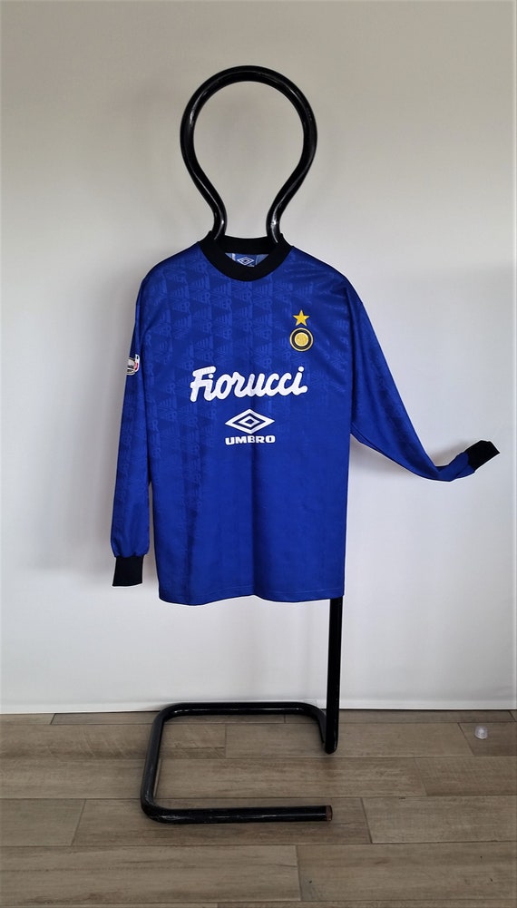 1990’s vintage Inter Milan Umbro football t-shirt