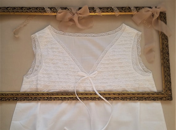 1960’s vintage French lace lingerie set | Dentelle