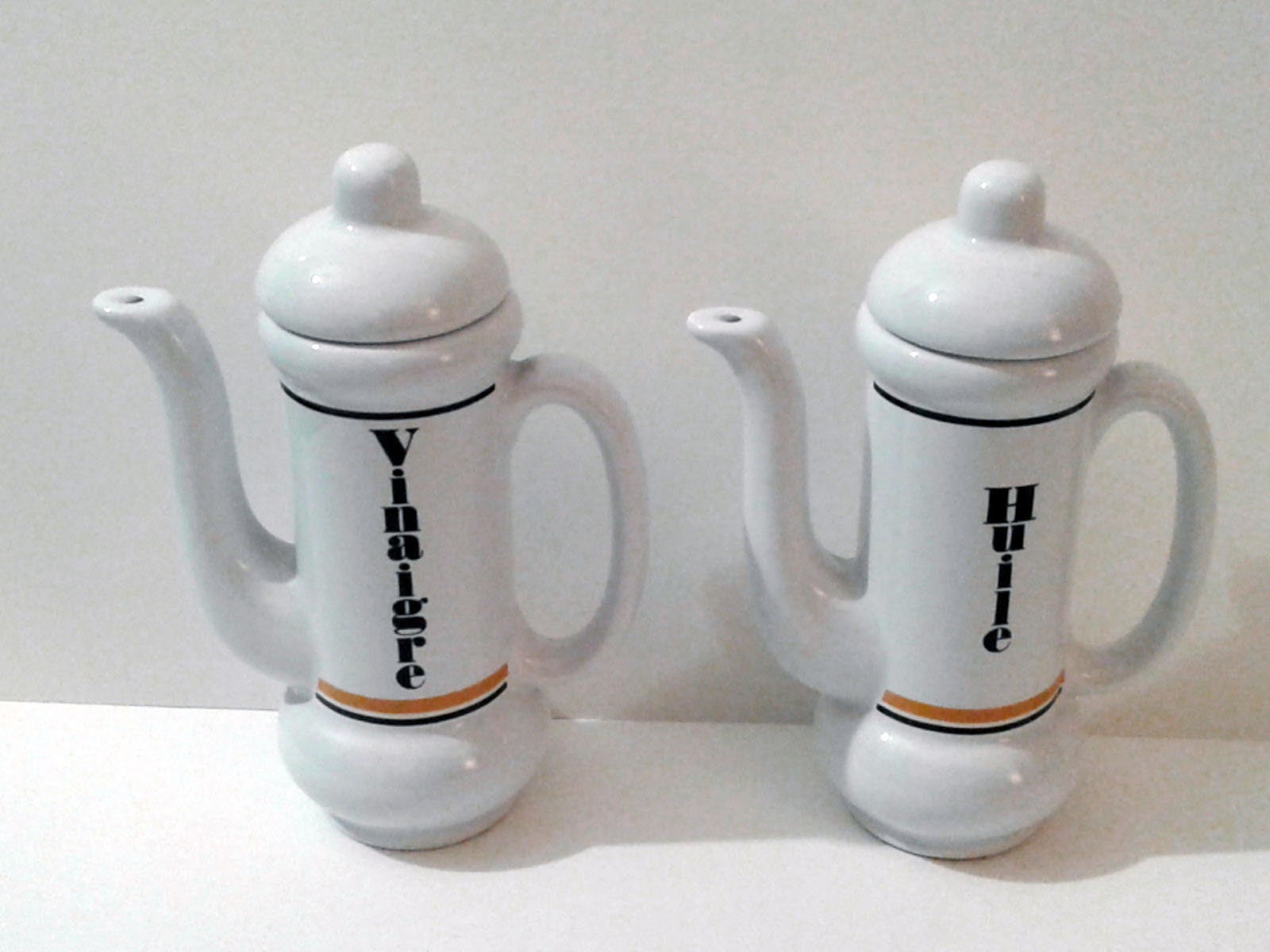 Service à Huile et Vinaigre Vintage Allemand, de La Marque Waechtersbach West Germany.