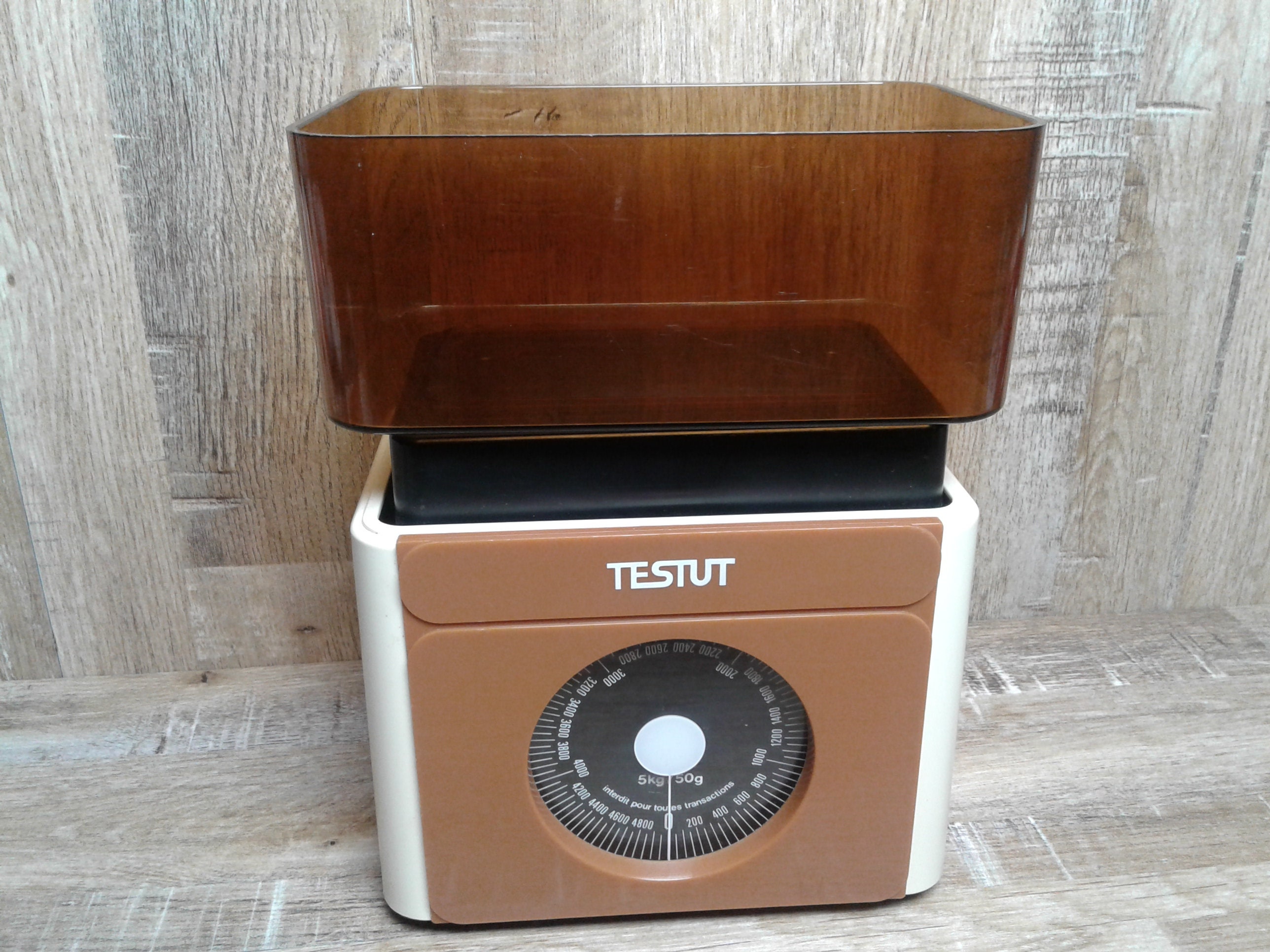 Balance Vintage Marque Testut. Collection. Décoration. Décoration Intérieure. Vintage. Cadeau.