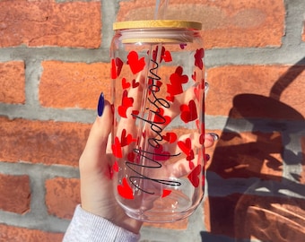 Herztasse personalisiert mit Namen 16oz Glasbecher, Mitarbeitergeschenk, Muttertagsgeschenk, Lehrergeschenk, Geburtstagsgeschenk, Valentinstagsgeschenk