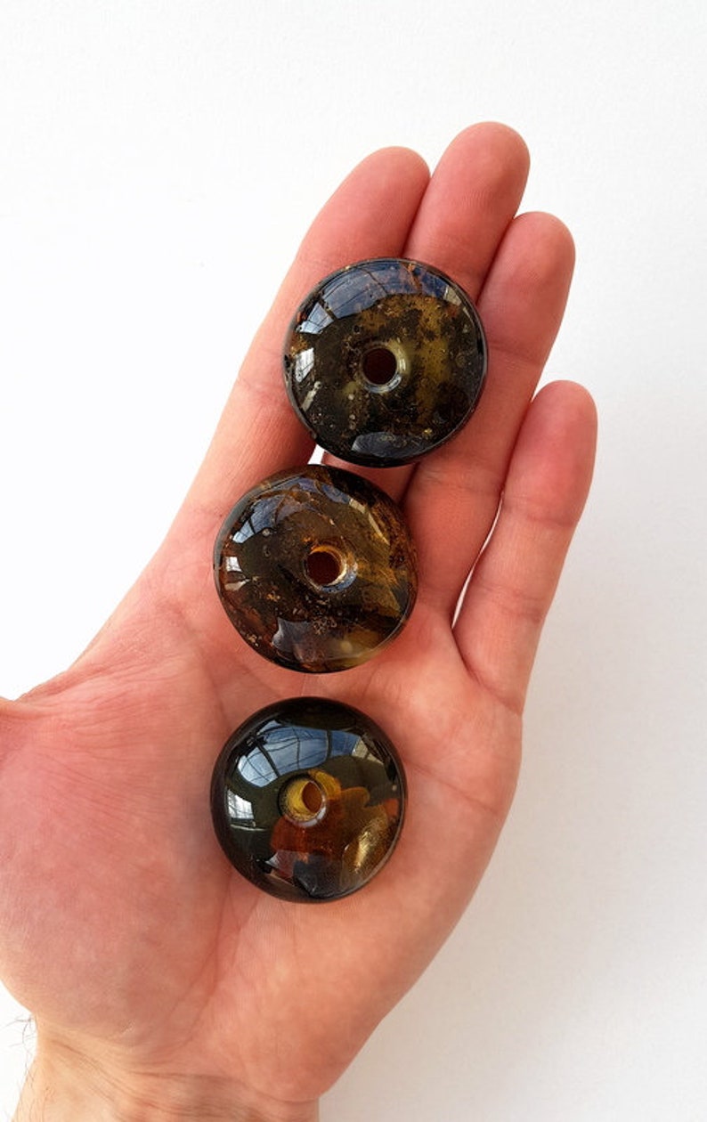 natural amber stone pendants with hole wholesale amber wholesale amber pendants Baltic amber 7 Baltic amber amulets,massive amber donut