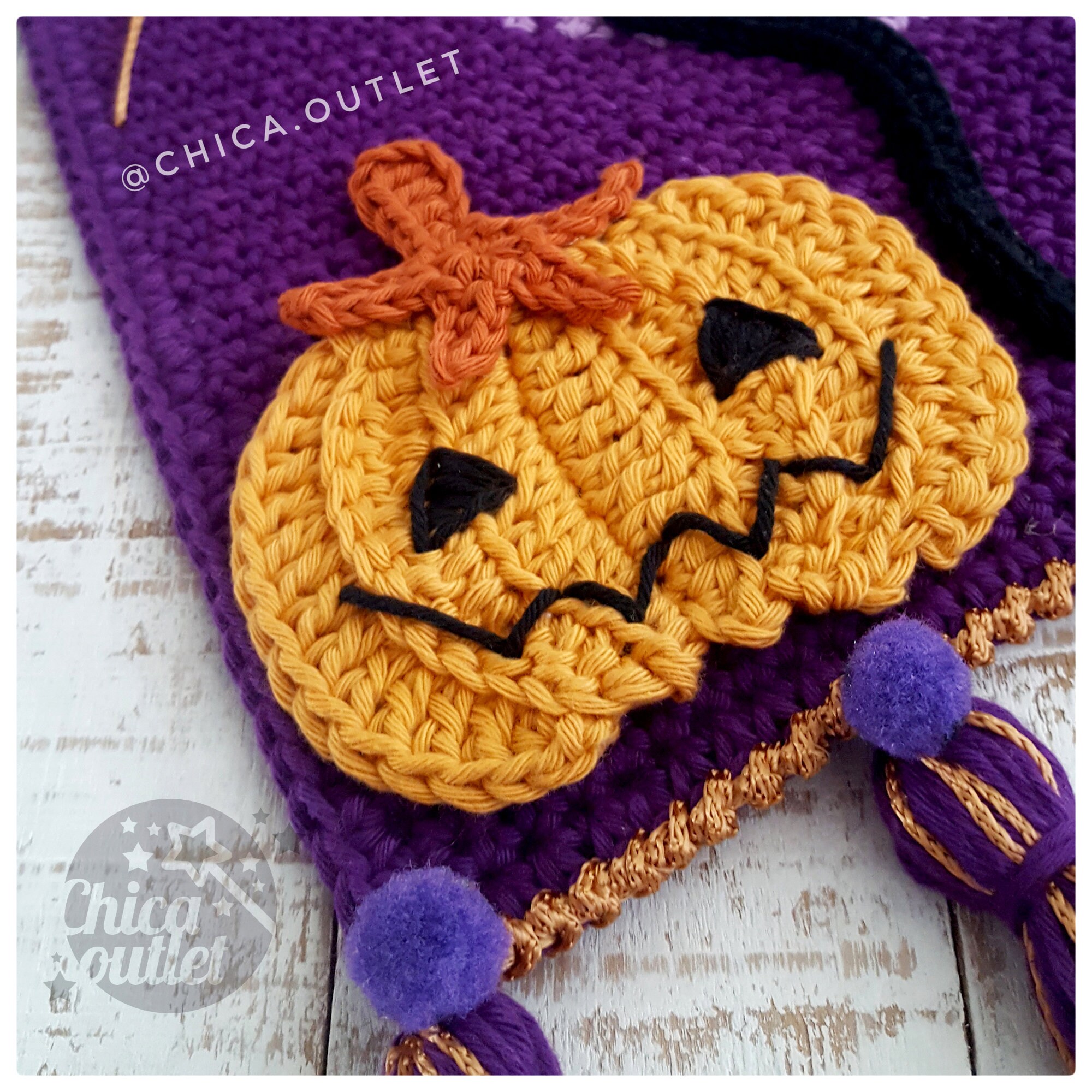 Pack black cat and white cat wall hanging PDF pattern Etsy