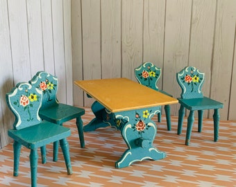dora kuhn dollhouse
