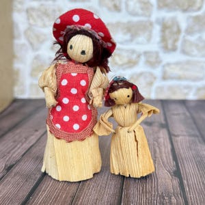 Miniature Vintage Corn Husk Dolls