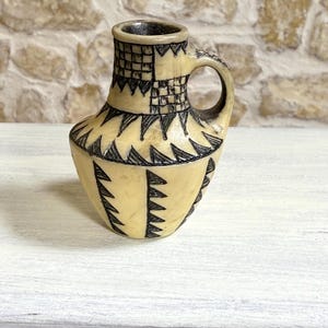 Mini, Resin Vase, Dollhouse Miniature, Tribal