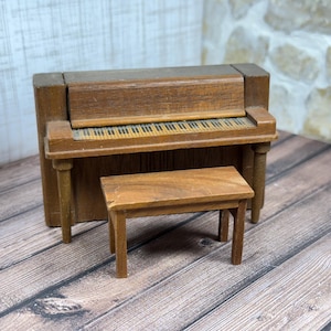 Dollhouse Piano 1:16, Americana Furniture Vintage Wood Doll House, Strombecker