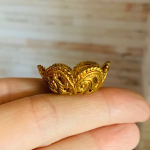 Dollhouse Vintage Gold Filigree Bowl, Soft Metal Miniature, Ornate Floral