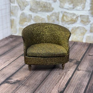 Dollhouse  Petite Princess 1:16 Chair Furniture, Vintage