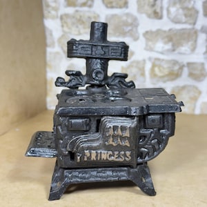 Dollhouse As Is Kitchen Stove Stovepipe Black Oven, Metal Miniature Victorian