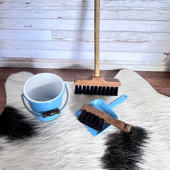 Dolls & Miniatures Miniatures Dollhouse Miniatures Cleaning Brush Broom German Kitchen