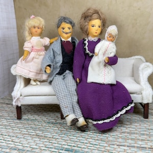 Dollhouse Dolls, Flexible, Erna Meyer Stockinette Family, Woman, Man, Girl, Baby 1:12