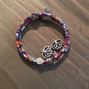 Seed Bead Bracelet, Multicolored Bracelet , Rainbow Bracelet, Gift For Her, Lots Flower Bracelet, Bohemian Beaded Bracelet