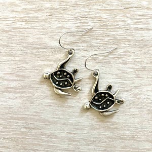 Dainty Silver Turtle Earrings, Silver Earrings, Small Silver Turtle Earrings, Antiqued Silver Jewelry, Earring Gift Shop