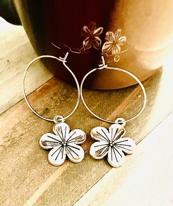 Flower hoop earrings silver deals