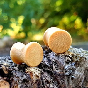 Pair of wood  plugs, 0g plugs, plugs and tunnels, 00 gauges,  wood gauges, ear tunnels, natural plugs, 00 gauge earrings