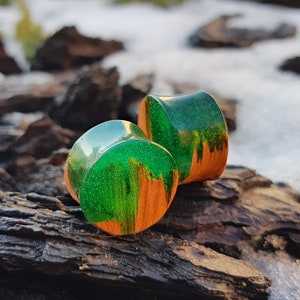 Pair of wood resin plugs,  plugs and tunnels, 00 gauge earrings, ear gauges, wood gauges, wooden gauges, resin plugs,  0g plugs, 00 gauges,