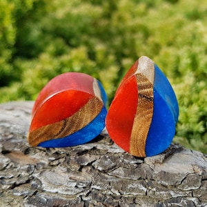 Teardrop plugs, wood gauges, wood plugs, plugs and tunnels, 00 gauges, resin plugs, 00 gauge earrings, customplugs, ear plugs, wooden gauges