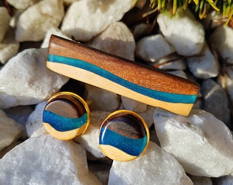 Cufflinks and tie clip set, wooden cufflinks, wooden tie clip, cufflinks for groomsmen, cuff links, wood tie bar, blue cufflinks, wood resin