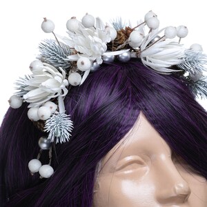 Variety of decorative hair hoops, winter hair hoop, christmas accessories. Solidarity with Ukraine