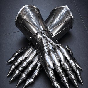 Handgefertigte, gravierte Stahlstulpen – Mittelalterliche Ritterhandschuhe für Cosplay, LARP und Renaissance